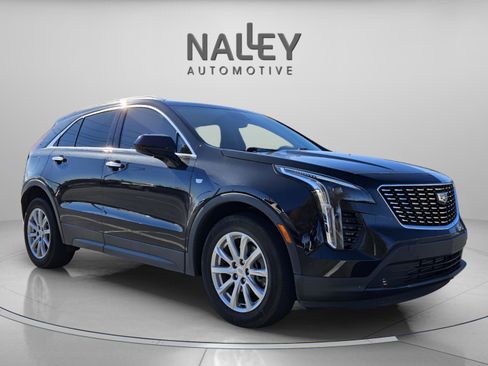 Used 2022 Cadillac XT4 Luxury w/ Driver Awareness Package image 7