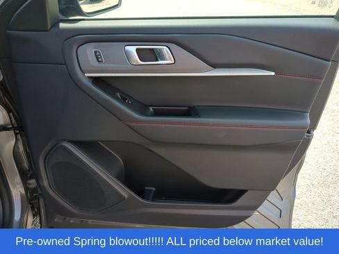 Used 2025 Ford Explorer ST-Line w/ ST-Line Street Pack AWD/4WD image 46