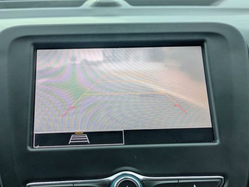 Used 2022 Chevrolet Equinox LT FWD image 23