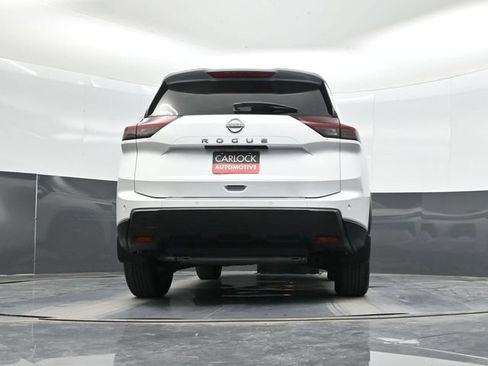 Used 2026 Nissan Rogue SV FWD image 50