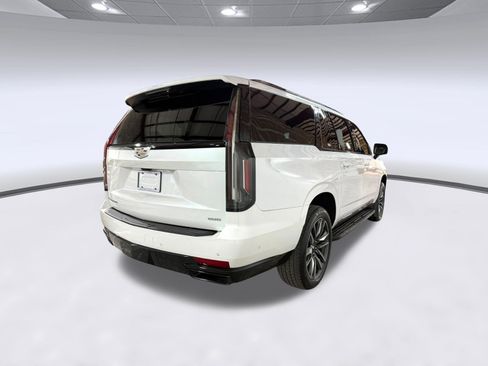 Certified 2023 Cadillac Escalade ESV Sport Platinum AWD/4WD image 8