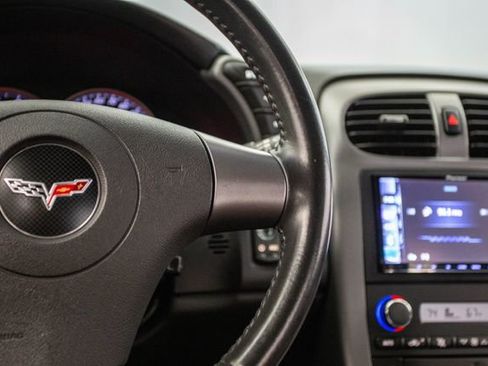 Used 2006 Chevrolet Corvette Z06 w/ Preferred Equipment Group image 43