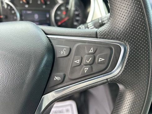 Used 2023 Chevrolet Equinox LS w/ LS Convenience Package FWD image 17