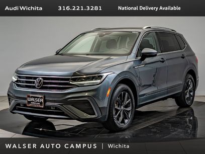 Used 2023 Volkswagen Tiguan SE w/ Panoramic Sunroof Package