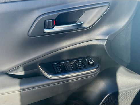 Used 2023 Toyota Crown XLE image 15