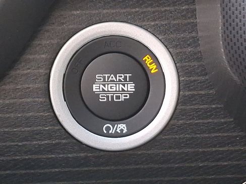 Used 2023 RAM 1500 Limited image 23