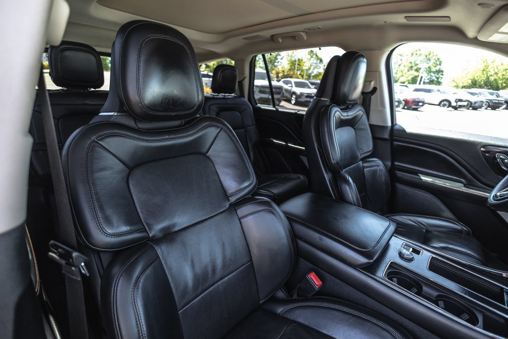 Used 2020 Lincoln Aviator Reserve w/ Equipment Group 202A AWD/4WD image 31