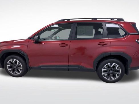 Used 2025 Subaru Forester Premium AWD/4WD image 5