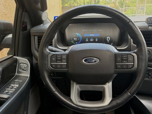 Used 2022 Ford F150 Lightning Lariat w/ Equipment Group 511A High AWD/4WD image 31