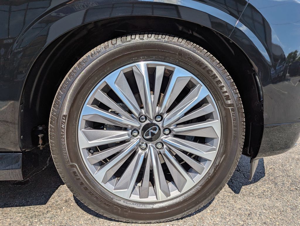 Used 2025 INFINITI QX80 Luxe AWD/4WD image 44