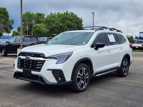 Used 2024 Subaru Ascent Limited w/ Technology Package AWD/4WD image 3