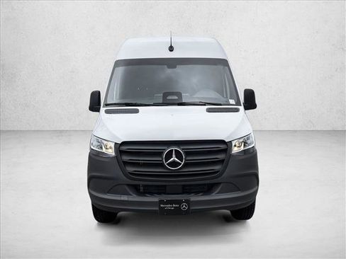 Used 2026 Mercedes-Benz Sprinter 2500 image 2