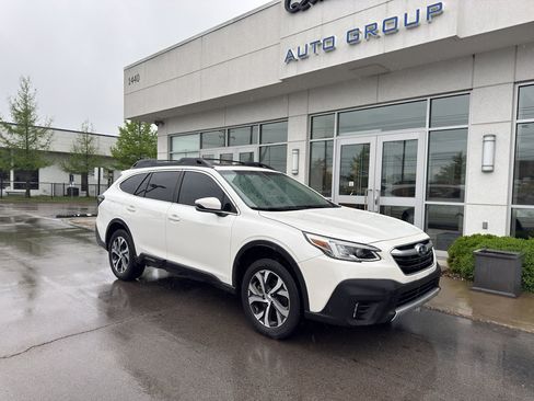 Used 2022 Subaru Outback Limited AWD/4WD image 1