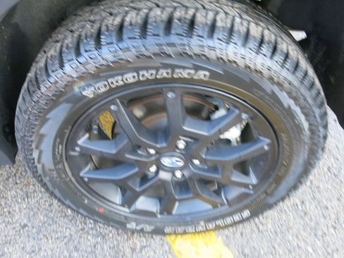 Used 2024 Subaru Crosstrek 2.5i Wilderness w/ Wilderness Package image 32