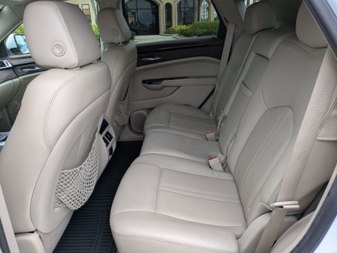 Used 2016 Cadillac SRX Luxury w/ Driver Awareness Package AWD/4WD image 12