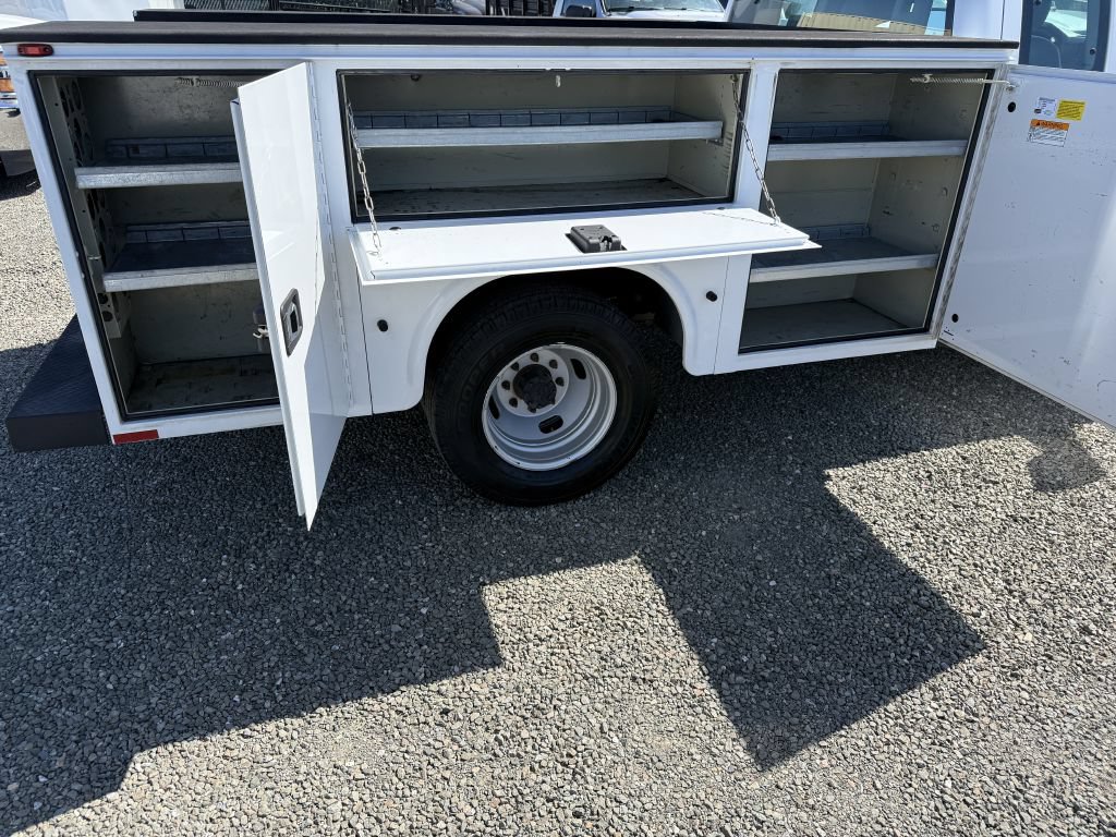 Used 2016 Ford F350 XL w/ Power Equipment Group RWD image 11