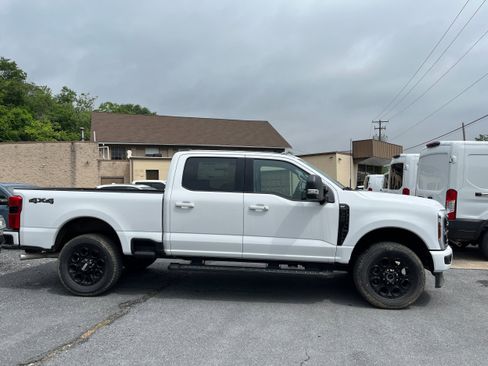 New 2026 Ford F350 XLT w/ XLT Premium Package AWD/4WD image 5