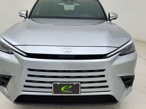 Used 2025 Lexus TX 350 AWD w/ Technology Package image 9