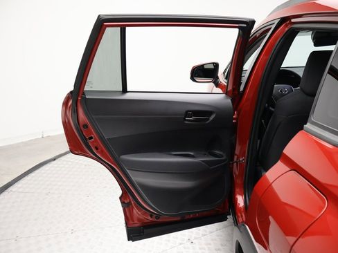 Used 2023 Toyota Corolla Cross LE image 21