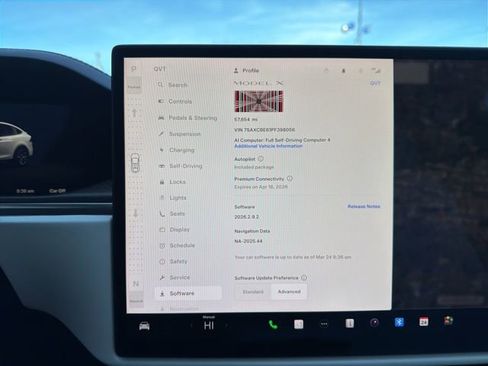 Used 2023 Tesla Model X Plaid image 29