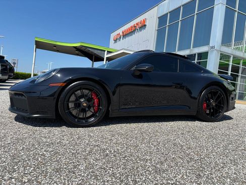 Used 2025 Porsche 911 Carrera 4 GTS image 2