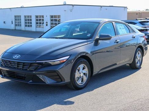 New 2026 Hyundai Elantra SE image 6