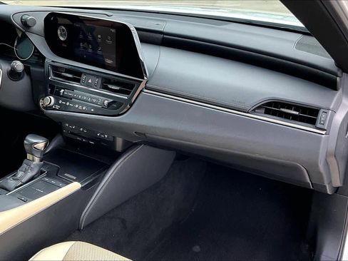 Used 2022 Lexus ES 350 w/ Premium Package image 19