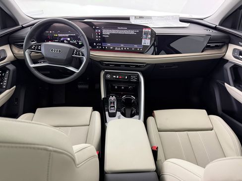 New 2025 Audi Q5 Premium Plus image 17