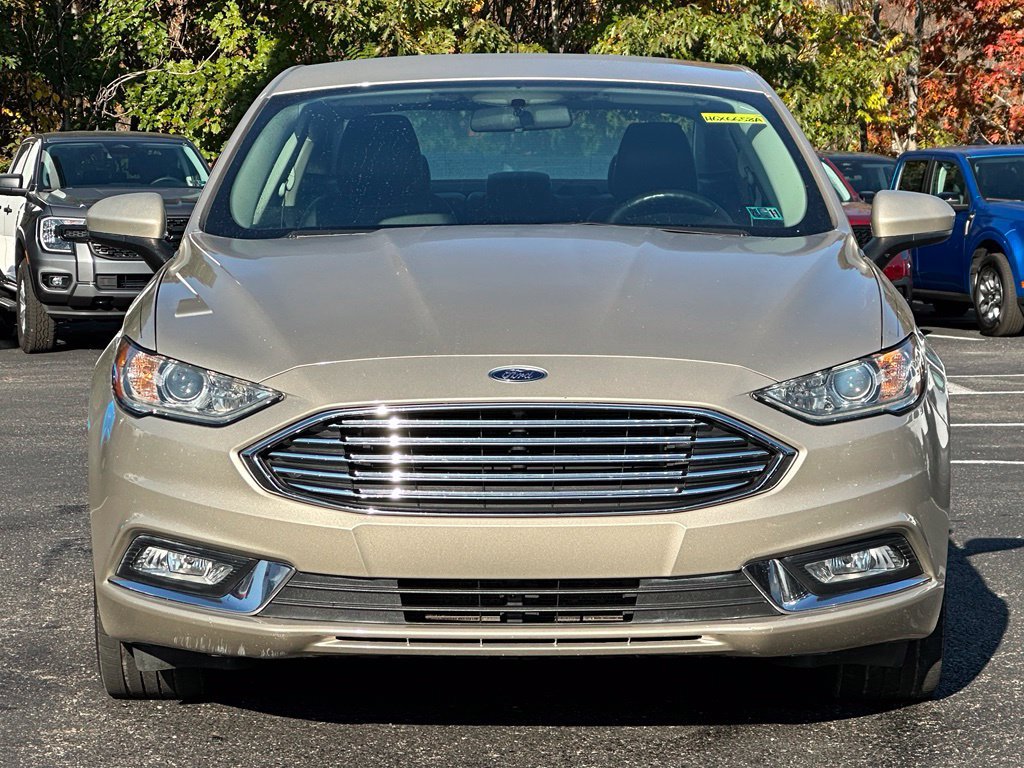 Used 2018 Ford Fusion SE w/ Equipment Group 201A FWD image 23