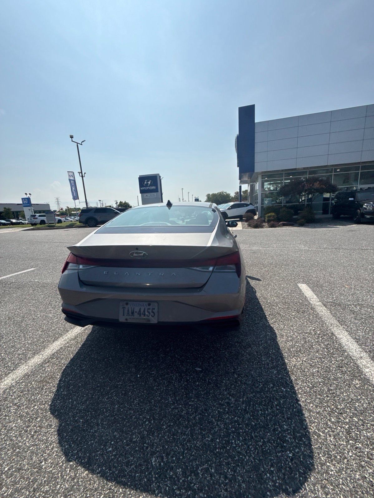 Used 2023 Hyundai Elantra SEL FWD image 5