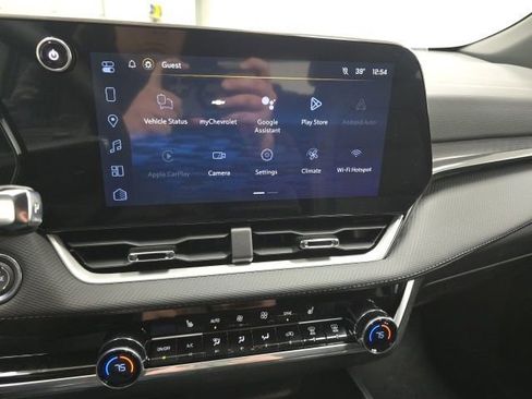 New 2026 Chevrolet Equinox LT w/ Convenience Package II AWD/4WD image 12