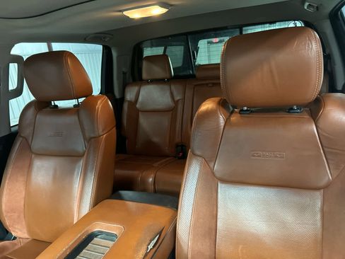 Used 2014 Toyota Tundra 1794 Edition image 17