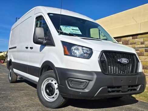 New 2026 Ford Transit 250 148 Medium Roof image 30