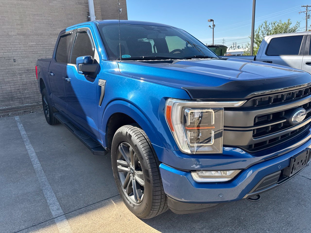 Used 2022 Ford F150 Lariat w/ Equipment Group 502A High AWD/4WD image 3