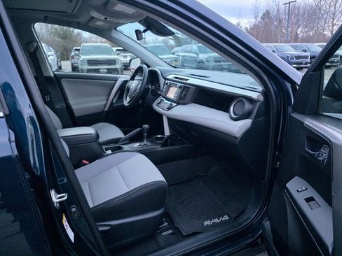 Used 2018 Toyota RAV4 XLE image 11