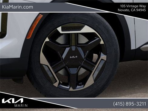 New 2026 Kia Sportage S image 9