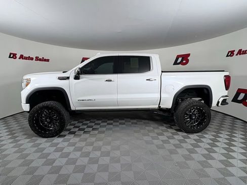 Used 2019 GMC Sierra 1500 Denali w/ Technology Package AWD/4WD image 3