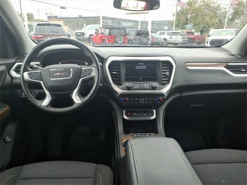 Used 2021 GMC Acadia SLE w/ Driver Convenience Package image 12