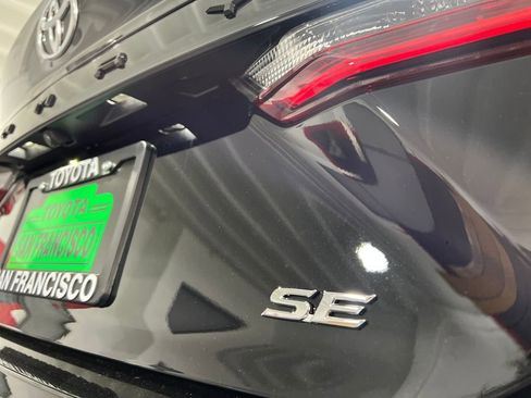 New 2026 Toyota Camry SE image 7