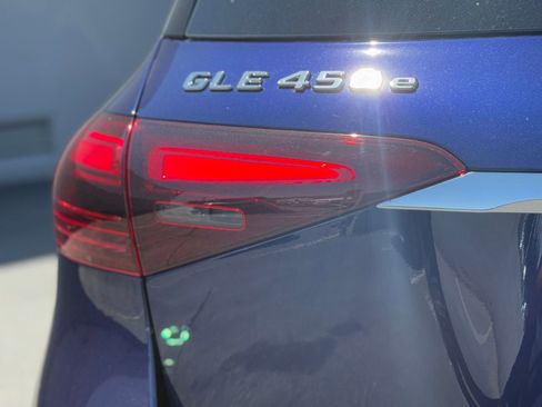 New 2025 Mercedes-Benz GLE 450e 4MATIC image 13