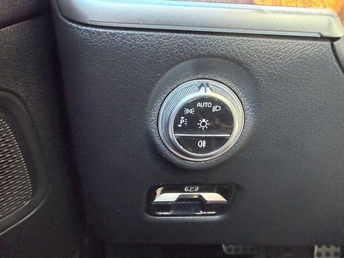 Used 2022 Mercedes-Benz C 300 Sedan image 14