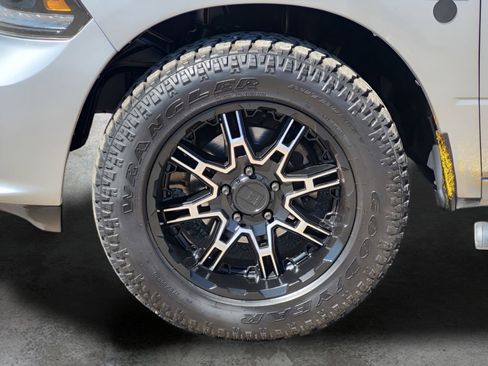 Used 2017 RAM 1500 Sport w/ Convenience Group image 18