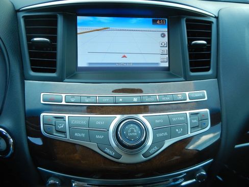 Used 2015 INFINITI QX60 Luxe w/ Deluxe Touring Package AWD/4WD image 3