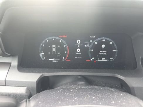 Used 2025 Toyota Tacoma TRD Sport AWD/4WD image 20