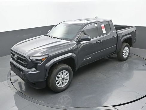 New 2026 Toyota Tacoma SR5 w/ SR5 Upgrade Package image 29