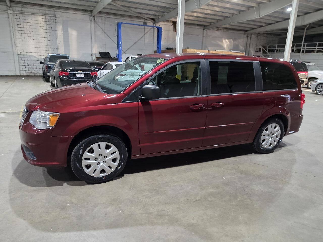 Used 2017 Dodge Grand Caravan SE w/ Power Window Group FWD image 1
