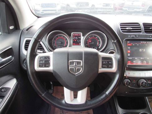 Used 2017 Dodge Journey GT w/ Flexible Seating Group image 13