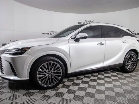 Used 2025 Lexus RX 450h AWD w/ Luxury Package image 5