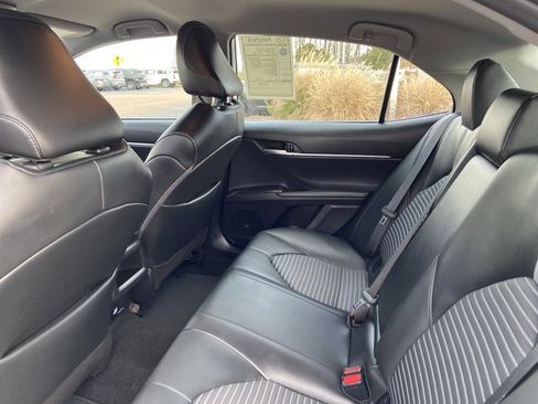 Used 2024 Toyota Camry SE image 16