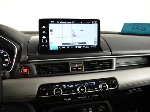 Certified 2025 Honda Pilot Touring image 26